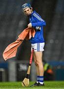 5 February 2022; Naas goalkeeper Cormac Gallagher uses a towel during the AIB GAA Hurling All-Ireland Intermediate Club Championship Final match between Kilmoyley, Kerry, and Naas, Kildare, at Croke Park in Dublin. Photo by Piaras Ó Mídheach/Sportsfile