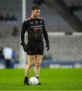 19 February 2022; Mayo goalkeeper Rob Hennelly prepares to take a free during the Allianz Football League Division 1 match between Dublin and Mayo at Croke Park in Dublin. Photo by Ray McManus/Sportsfile