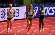 18 March 2022; Sophie Becker of Ireland, centre, competing in the women's 400m heats during day one of the World Indoor Athletics Championships at the Štark Arena in Belgrade, Serbia. Photo by Sam Barnes/Sportsfile