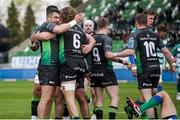 2 April 2022; Connacht players celebrate a try scored by teammate Cian Prendergast during the United Rugby Championship match between Benetton and Connacht at Stadio di Monigo in Treviso, Italy. Photo by Roberto Bregani/Sportsfile