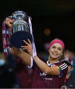 9 April 2022; Galway captain Sarah Dervan lifts the cup after her side's victory in the Littlewoods Ireland Camogie League Division 1 Final match between Cork and Galway at Croke Park in Dublin. Photo by Piaras Ó Mídheach/Sportsfile