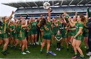 10 April 2022; Meath captain Shauna Ennis lifts the cup as she celebrates with her teammates after their side's victory in the Lidl Ladies Football National League Division 1 Final between Donegal and Meath at Croke Park in Dublin. Photo by Piaras Ó Mídheach/Sportsfile