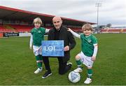 11 April 2022; LOITV pundit Alan Keane, with sons Dawson, 7, and Bailey, 4, during a LOITV media event at The Showgrounds in Sligo. Photo by Ramsey Cardy/Sportsfile