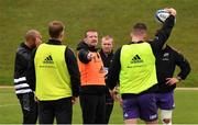 12 April 2022; Munster forwards coach Graham Rowntree talks to the players during Munster rugby squad training at University of Limerick in Limerick. Photo by Matt Browne/Sportsfile