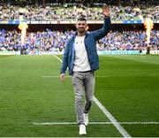 15 April 2022; Former Leinster player Rob Kearney waves to the crowd before the Heineken Champions Cup Round of 16 Second Leg match between Leinster and Connacht at Aviva Stadium in Dublin. Photo by Harry Murphy/Sportsfile