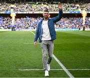 15 April 2022; Former Leinster player Rob Kearney waves to the crowd before the Heineken Champions Cup Round of 16 Second Leg match between Leinster and Connacht at Aviva Stadium in Dublin. Photo by Harry Murphy/Sportsfile