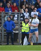 17 April 2022; Austin Gleeson of Waterford and his manager Liam Cahill look on during the Munster GAA Hurling Senior Championship Round 1 match between Waterford and Tipperary at Walsh Park in Waterford. Photo by Piaras Ó Mídheach/Sportsfile