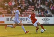 29 April 2022; Darragh Burns of St Patrick's Athletic in action against Patrick McEleney of Derry City during the SSE Airtricity League Premier Division match between St Patrick's Athletic and Derry City at Richmond Park in Dublin. Photo by Seb Daly/Sportsfile