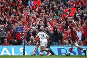 7 May 2022; Keith Earls of Munster scores his side's second try during the Heineken Champions Cup Quarter-Final match between Munster and Toulouse at Aviva Stadium in Dublin. Photo by Ramsey Cardy/Sportsfile
