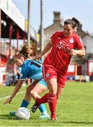 7 May 2022; Noelle Murray of Shelbourne in action against Tara O'Hanlon of Peamount United during the SSE Airtricity Women's National League match between Shelbourne and Peamount United at Tolka Park in Dublin. Photo by Sam Barnes/Sportsfile