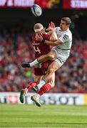 7 May 2022; Keith Earls of Munster and Thomas Ramos of Toulouse contest a high ball during the Heineken Champions Cup Quarter-Final match between Munster and Toulouse at Aviva Stadium in Dublin. Photo by Brendan Moran/Sportsfile