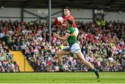 7 May 2022; Sean Powter of Cork in action against David Clifford of Kerry during the Munster GAA Football Senior Championship Semi-Final match between Cork and Kerry at Páirc Ui Rinn in Cork. Photo by Stephen McCarthy/Sportsfile