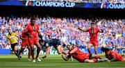 14 May 2022; Hugo Keenan of Leinster on the way to scoring his side's fourth try during the Heineken Champions Cup Semi-Final match between Leinster and Toulouse at Aviva Stadium in Dublin. Photo by Brendan Moran/Sportsfile