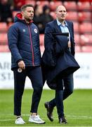 23 May 2022; St Patrick's Athletic director of football Ger O'Brien, left, with former League of Ireland goalkeeper Gary Rogers before the SSE Airtricity League Premier Division match between St Patrick's Athletic and Bohemians at Richmond Park in Dublin. Photo by Piaras Ó Mídheach/Sportsfile