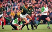 28 November 1998; Stefan Terblanche of South Africa escapes a tackle by Justin Fitzpatrick of Ireland during a International Friendly Match between Ireland and South Africa at Landsdowne Road in Dublin. Photo by Brendan Moran/Sportsfile