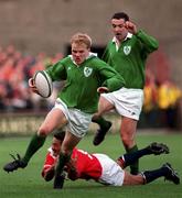 5 November 1994; Simon Geoghegan of Ireland during the Autumn International match between Ireland and USA in Landsdowne Road, Dublin. Photo by Brendan Moran/ Sportsfile