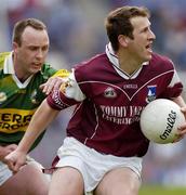 2 May 2004; Gary Fahey, Galway, in action against John Crowley, Kerry. Allianz National Football League 2004, Division 1 Final, Kerry v Galway, Croke Park, Dublin. Picture credit; Damien Eagers / SPORTSFILE