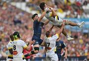 28 May 2022; Matthias Haddad of La Rochelle reclaims possession of the kick-off under pressure from Jimmy O'Brien of Leinster during the Heineken Champions Cup Final match between Leinster and La Rochelle at Stade Velodrome in Marseille, France. Photo by Ramsey Cardy/Sportsfile