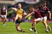 29 May 2022; Ultan Harney of Roscommon in action against Shane Walsh of Galway during the Connacht GAA Football Senior Championship Final match between Galway and Roscommon at Pearse Stadium in Galway. Photo by Sam Barnes/Sportsfile