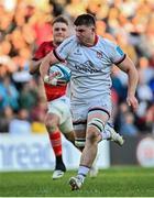 3 June 2022; Nick Timoney of Ulster on his way to scoring his side's fourth try during the United Rugby Championship Quarter-Final match between Ulster and Munster at Kingspan Stadium in Belfast. Photo by Ramsey Cardy/Sportsfile