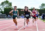 4 June 2022; Oisin Kelly of Loreto Milford, Donegal, left, dips for the line to win the senior boys 800m, ahead of Nathan Sheehy Cremin of Scoil Mhuire agus Ide Newcastle West, Limerick, who finished second, at the Irish Life Health All Ireland Schools Track and Field Championships at Tullamore in Offaly. Photo by Sam Barnes/Sportsfile