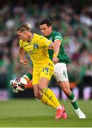 8 June 2022; Mykhailo Mudryk of Ukraine in action against Josh Cullen of Republic of Ireland during the UEFA Nations League B group 1 match between Republic of Ireland and Ukraine at Aviva Stadium in Dublin. Photo by Ben McShane/Sportsfile