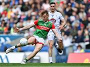 11 June 2022; Jack Carney of Mayo shoots under pressure from Mick O'Grady of Kildare during the GAA Football All-Ireland Senior Championship Round 2 match between Mayo and Kildare at Croke Park in Dublin. Photo by Piaras Ó Mídheach/Sportsfile