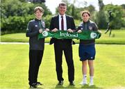 25 June 2022; Republic of Ireland Manager Stephen Kenny, centre, with  Cian Egan Tormey and Lauren Fox during a Republic of Ireland Refugee Team meet and greet at FAI Headquarters in Abbotstown, Dublin. Photo by Sam Barnes/Sportsfile