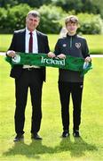 25 June 2022; Republic of Ireland manager Stephen Kenny with Cian Egan Tormey during a Republic of Ireland Refugee Team meet and greet at FAI Headquarters in Abbotstown, Dublin. Photo by Sam Barnes/Sportsfile