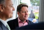 28 June 2022; The Minister for Housing, Local Government and Heritage Darragh O'Brien, TD, right, during the LevelUp11 Second Men's T20 International match between Ireland and India at Malahide Cricket Club in Dublin. Photo by George Tewkesbury/Sportsfile
