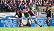 8 July 2022; Diarmuid Duffy of Mayo in action against Shay McGlinchey, right, and Mark Mannion of Galway during the Electric Ireland GAA Football All-Ireland Minor Championship Final match between Galway and Mayo at Dr Hyde Park in Roscommon. Photo by Piaras Ó Mídheach/Sportsfile