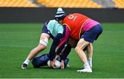 11 July 2022; Gavin Coombes with defence coach Simon Easterby during Ireland rugby squad training at Sky Stadium in Wellington, New Zealand. Photo by Brendan Moran/Sportsfile