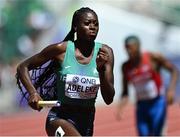 15 July 2022; Rhasidat Adeleke of Ireland competing in the mixed 4x400m relay heats during day one of the World Athletics Championships at Hayward Field in Eugene, Oregon, USA. Photo by Sam Barnes/Sportsfile