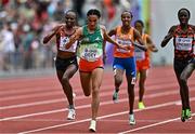 16 July 2022; Letesenbet Gidey of Ethiopia, second from left, on her way to winning the women's 10,000m final, ahead of Hellen Obiri of Kenya, left, who finished second, of during day two of the World Athletics Championships at Hayward Field in Eugene, Oregon, USA. Photo by Sam Barnes/Sportsfile