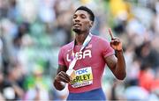 16 July 2022; Fred Kerley of USA celebrates winning gold in the men's 100m final during day two of the World Athletics Championships at Hayward Field in Eugene, Oregon, USA. Photo by Sam Barnes/Sportsfile