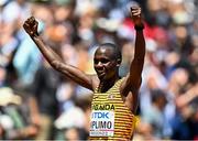 17 July 2022; Jacob Kiplimo of Uganda celebrates winning a bronze medal in the men's 10,000m final during day three of the World Athletics Championships at Hayward Field in Eugene, Oregon, USA. Photo by Sam Barnes/Sportsfile