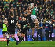 16 July 2022; Mack Hansen of Ireland contests a high ball with Sevu Reece of New Zealand during the Steinlager Series match between the New Zealand and Ireland at Sky Stadium in Wellington, New Zealand. Photo by Brendan Moran/Sportsfile