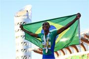 19 July 2022; Alison Dos Santos of Brazil celebrates with his gold medal after winning the Men's 400m Hurdles Final during day five of the World Athletics Championships at Hayward Field in Eugene, Oregon, USA. Photo by Sam Barnes/Sportsfile