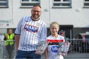22 July 2022; Programme seller Brian Neary, with his niece, Sophie, ten years, before the SSE Airtricity League Premier Division match between Dundalk and Finn Harps at Oriel Park in Dundalk, Louth. Photo by George Tewkesbury/Sportsfile