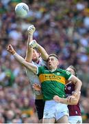 24 July 2022; Paul Geaney of Kerry in action against Galway goalkeeper Connor Gleeson, left, and Kieran Molloy of Galway during the GAA Football All-Ireland Senior Championship Final match between Kerry and Galway at Croke Park in Dublin. Photo by Stephen McCarthy/Sportsfile