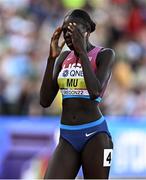 24 July 2022; Athing Mu of USA celebrates winning gold in the women's 800m final during day ten of the World Athletics Championships at Hayward Field in Eugene, Oregon, USA. Photo by Sam Barnes/Sportsfile