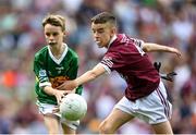 24 July 2022; Ruairí Collins, St Joseph’s PS, Bessbrook, Armagh, representing Kerry, and Niall McConnon, St. Patrick's, Rathangan, Kildare, representing Galway, during the INTO Cumann na mBunscol GAA Respect Exhibition Go Games at GAA All-Ireland Senior Football Championship Final match between Kerry and Galway at Croke Park in Dublin. Photo by Stephen McCarthy/Sportsfile