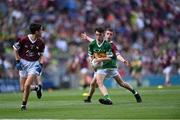 24 July 2022; Donnacha Malone, Scoil Mhuire, Glenties, Donegal, representing Kerry, in action against Dylan McMullan, Mary Queen of Peace PS, Glenravel, Antrim, representing Galway, during the INTO Cumann na mBunscol GAA Respect Exhibition Go Games at GAA All-Ireland Senior Football Championship Final match between Kerry and Galway at Croke Park in Dublin. Photo by Piaras Ó Mídheach/Sportsfile