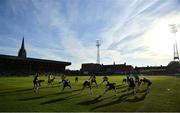12 August 2022; Dundalk players warm up before during the SSE Airtricity League Premier Division match between Bohemians and Dundalk at Dalymount Park in Dublin. Photo by Sam Barnes/Sportsfile