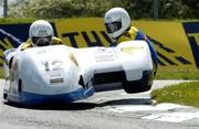 22 May 2004; Bryan Pedder, left, and Ron Steadman, Team Roberts, in action during the Sidecar Qualifying 2, Mondello Park, Kildare. Picture credit; Pat Murphy / SPORTSFILE