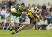 23 May 2004; Declan O'Sullivan, Kerry, in action against Brian Considine, Clare. Bank of Ireland Munster Senior Football Championship, Clare v Kerry, Cusack Park, Ennis, Co. Clare. Picture credit; Brendan Moran / SPORTSFILE