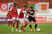 14 August 2022; Will Fitzgerald of Sligo Rovers in action against Harry Brockbank, centre, and Barry Cotter of St Patrick's Athletic during the SSE Airtricity League Premier Division match between St Patrick's Athletic and Sligo Rovers at Richmond Park in Dublin. Photo by Seb Daly/Sportsfile