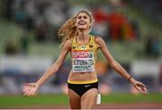 18 August 2022; Konstanze Klosterhalfen of Germany celebrates after winning the Women's 5000m Final during day 8 of the European Championships 2022 at the Olympiastadion in Munich, Germany. Photo by David Fitzgerald/Sportsfile