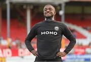 19 August 2022; Junior Ogedi-Uzokwe of Bohemians warms-up wearing a t-shirt in memory of the late Derek 'Mono' Monaghan before the SSE Airtricity League Premier Division match between Shelbourne and Bohemians at Tolka Park in Dublin. Photo by Ramsey Cardy/Sportsfile
