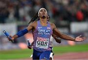 20 August 2022; Alex Haydock-Wilson of Great Britain crosses the line to win the Men's 4x400m Relay Final during day 10 of the European Championships 2022 at the Olympiastadion in Munich, Germany. Photo by Ben McShane/Sportsfile